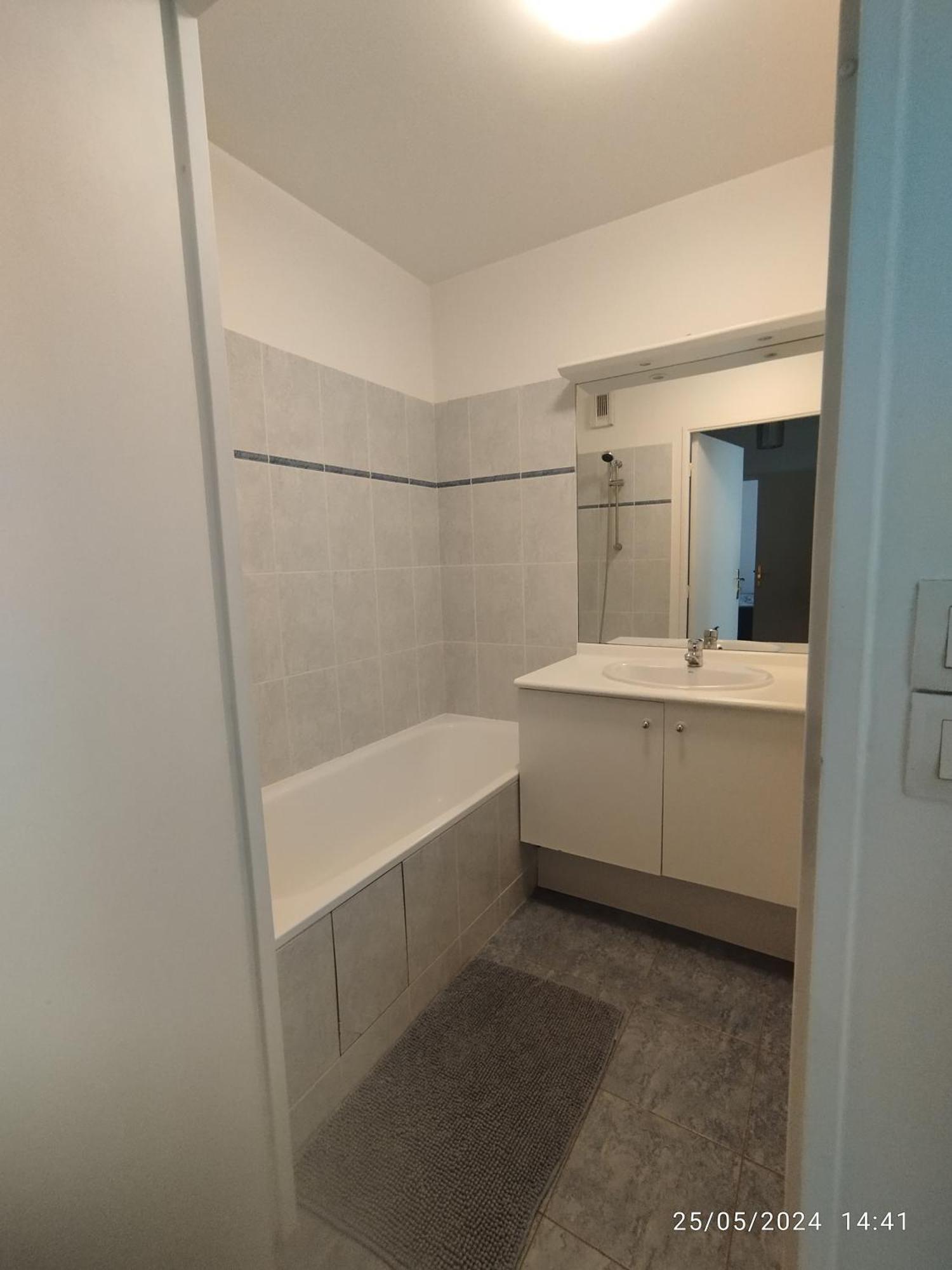 Appartement A Proximite De Disney De Val D Europe مونتِفرا المظهر الخارجي الصورة